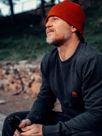 sudadera clasica gris oscuro1