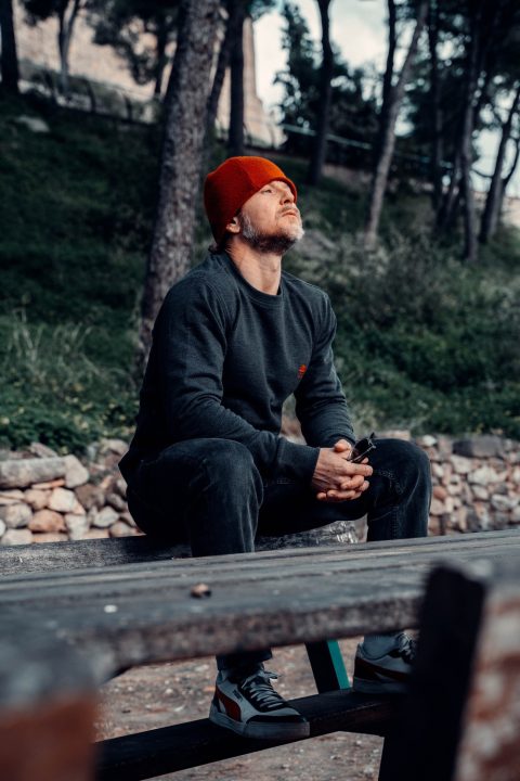 Sudadera Clásica Gris Oscuro - Imagen 4
