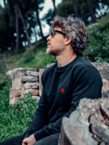 Sudadera Clásica Negra 7 sudadera clasica negra0